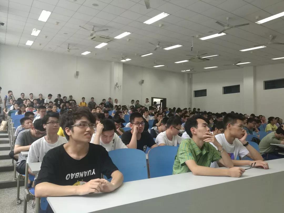 1537534612159_797621cf-a7db-872f-9764-41ab272b1252.jpg 1.jpg